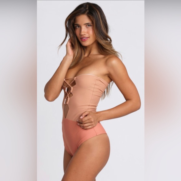 ✨ACACIA SWIM ONE PIECE Size L ✨ - Picture 6 of 7